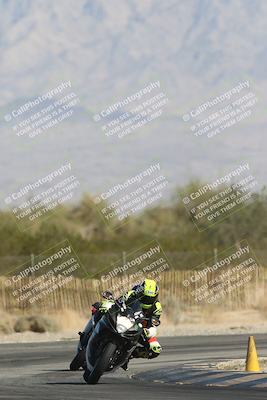 media/Oct-30-2025-Racers Edge (Thu) [[dabbdaf680]]/3-B Group/Session 2 Turn 2/